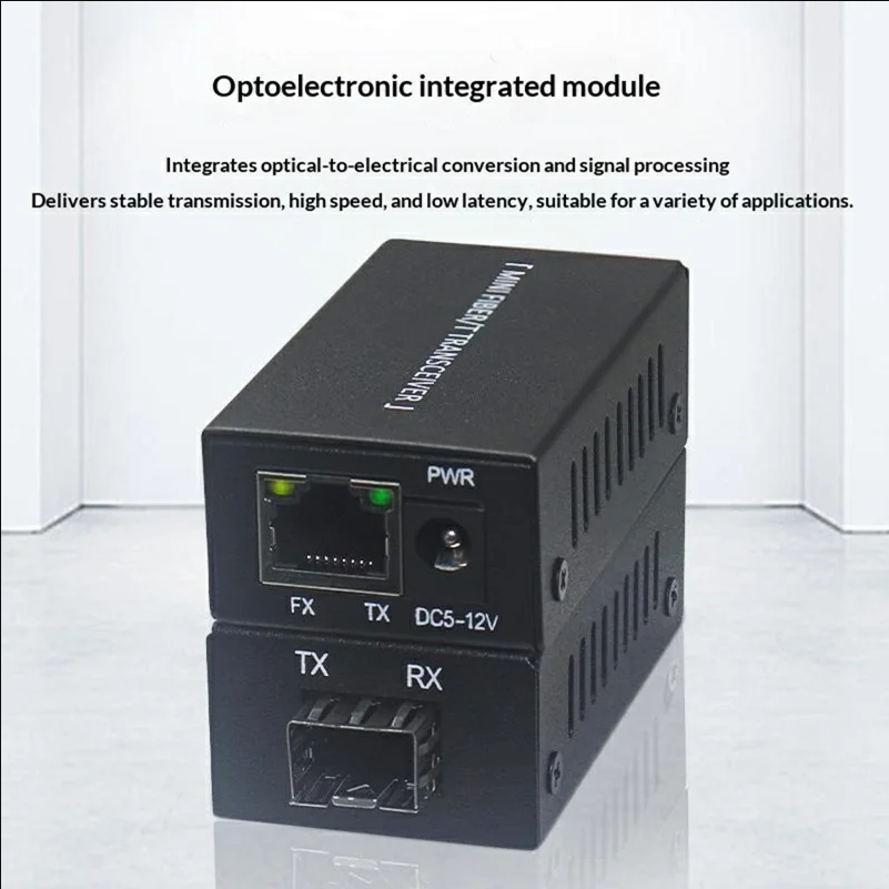 1 Pair Mini Gigabit Fiber Optic Media Converter 10 / 100 / 1000M Auto-Negotiation for Security Monitoring Data Centers Industrial Automation - EU Plug - scene 1