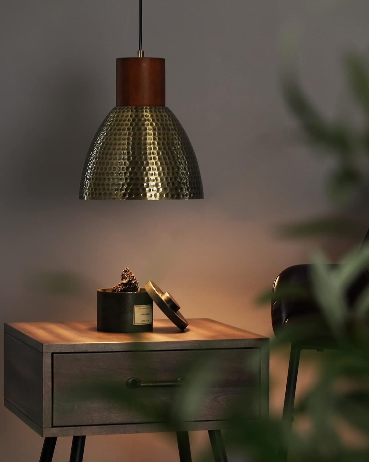 2-Pack Hammered Brass Pendant Lights | Vintage Solid Wood Bar Lamp, Kitchen Island
