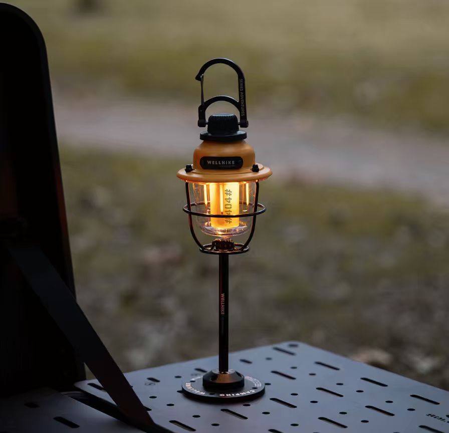 Retro Camping Lantern Rechargeable – 260LM Dimmable LED Camp Light, 4 Modes, USB-C, 1/4" Tripod Mount & Carabiner Hook