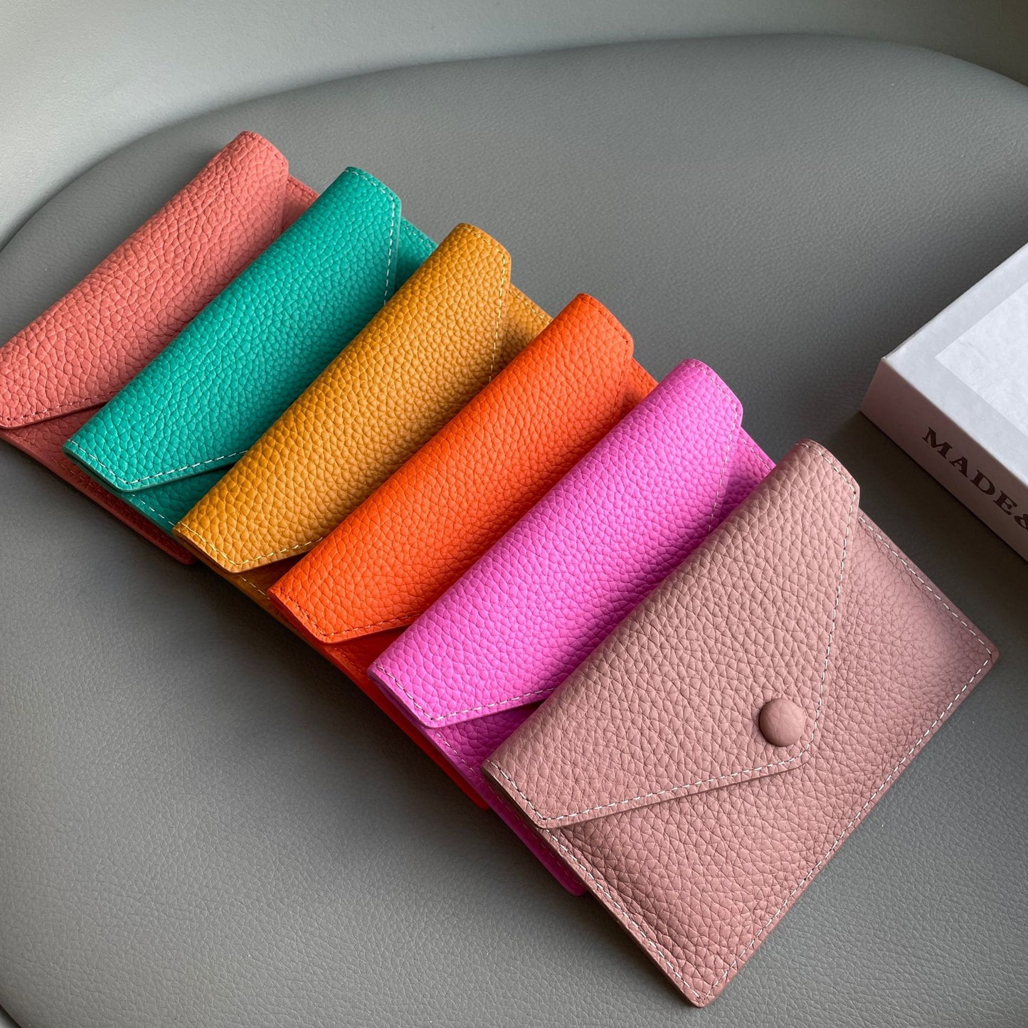 Genuine Leather Mini Card Wallet – Ultra-Thin Slim Coin Purse & ID Card Holder